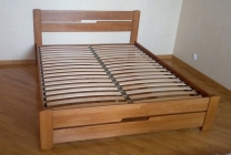Ліжко Айріс з ізножьем 200